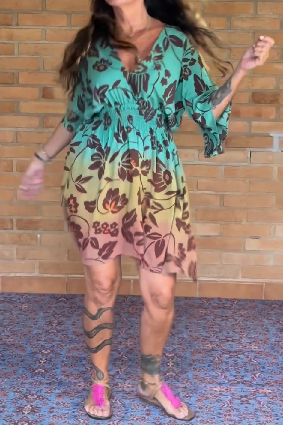 Women's fresh V-neck  skirt dress