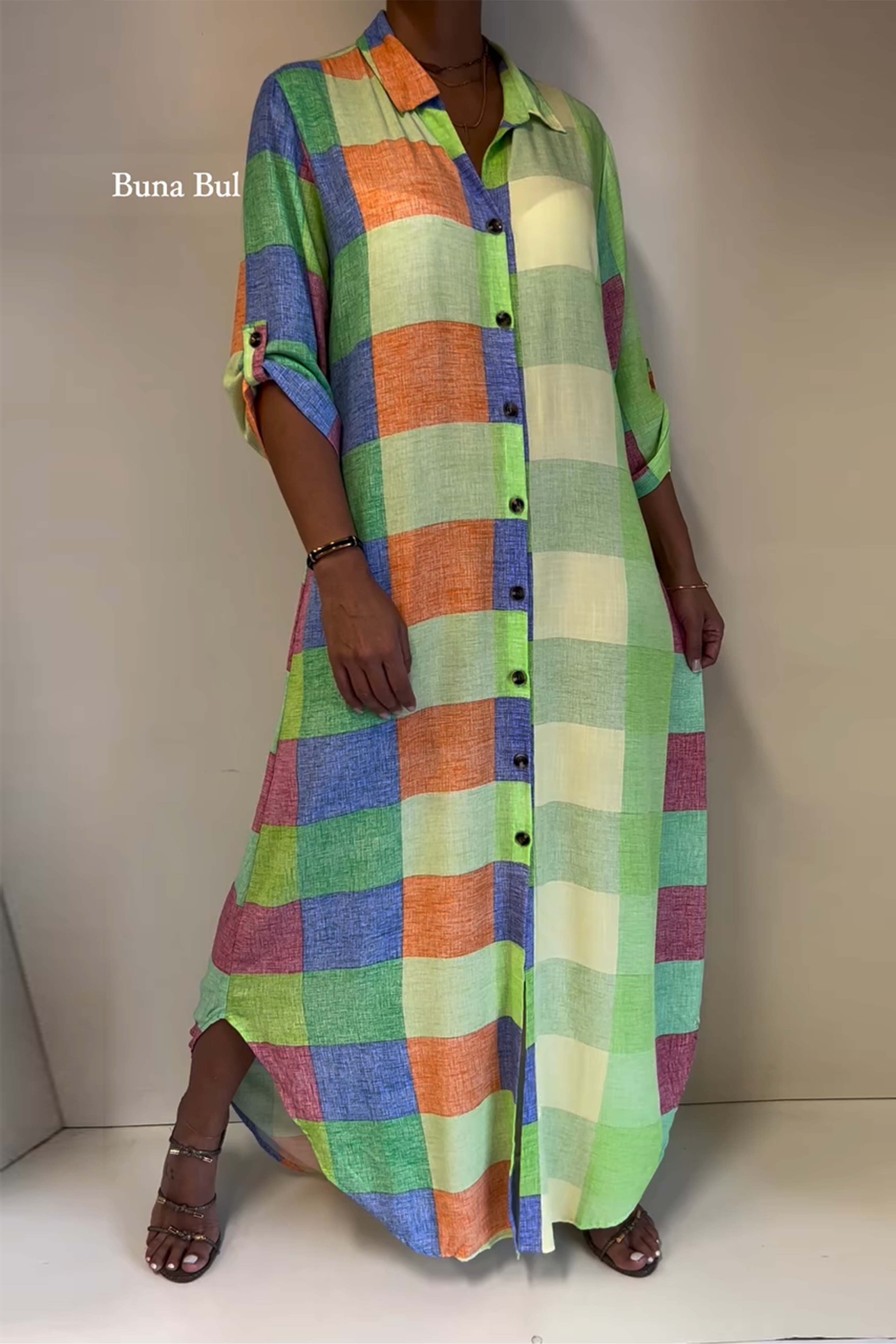 Contrasting color cotton and linen dress