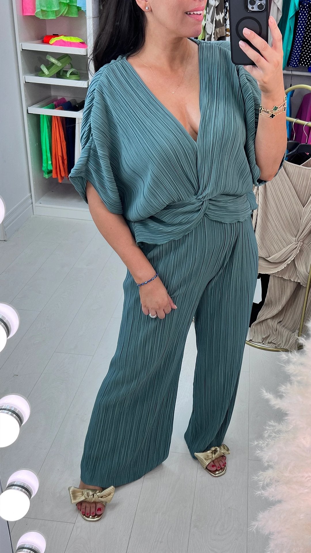V-neck Loose Pleated Two-piece Suit V-neck Loose Pleated Two-piece Suit