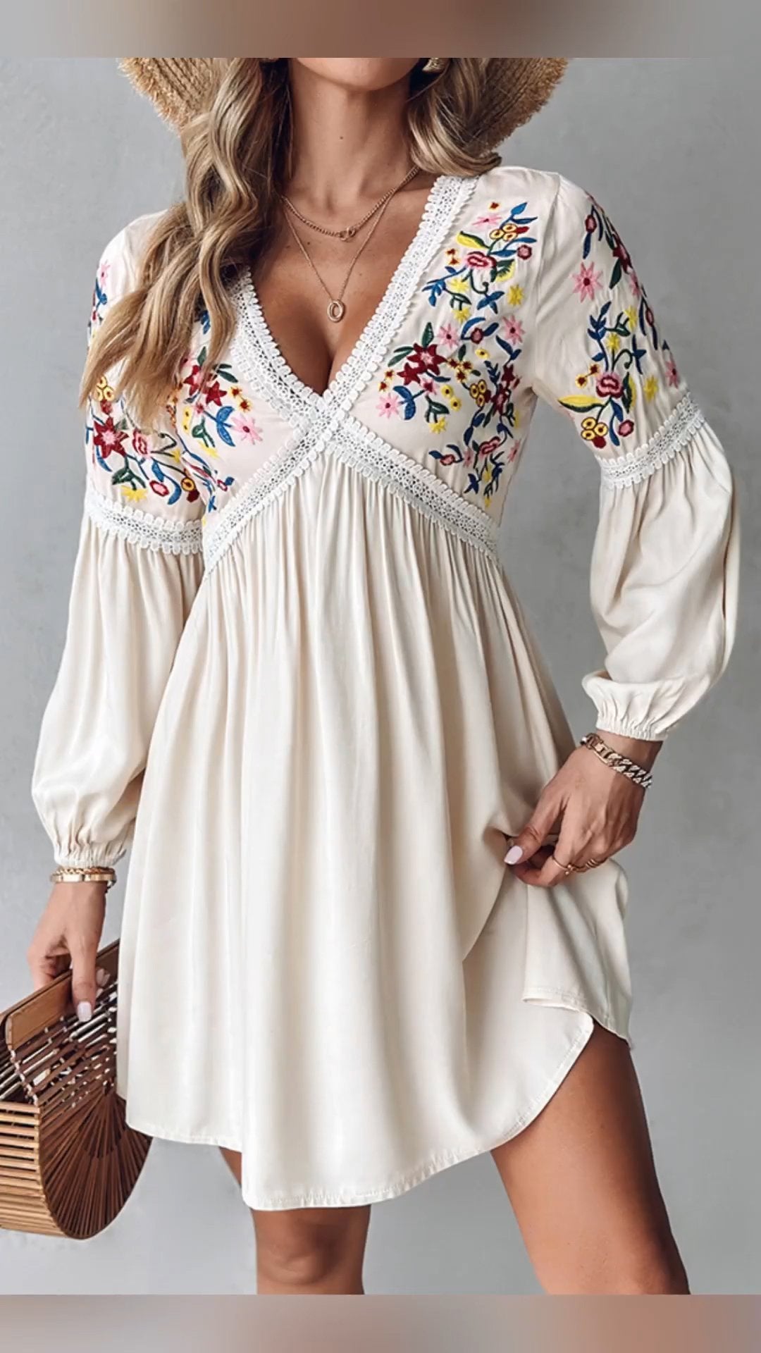 Casual V-neck Printed Patchwork Dress Casual V-neck Printed Patchwork Dress